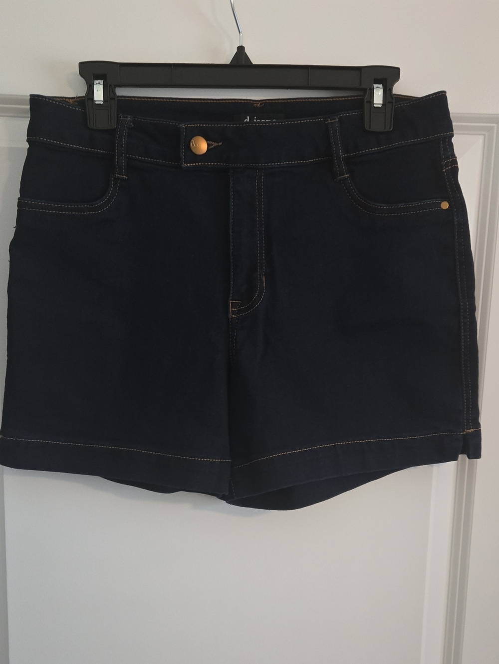 d.jeans Women’s Dark Blue Denim Shorts - Classic High-Rise Size 12